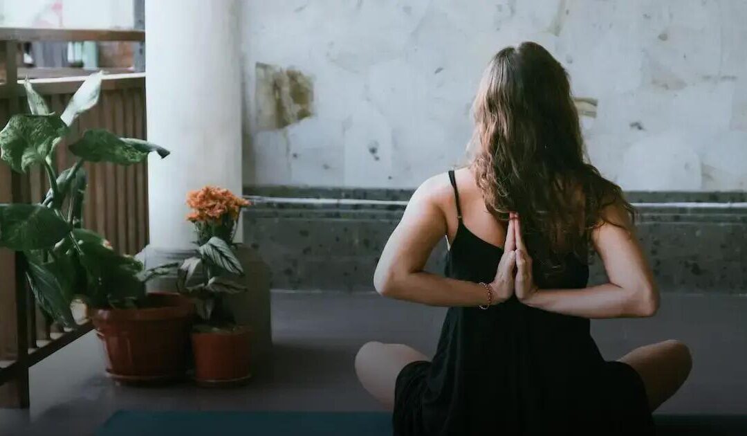 Raja-Yoga Desvendado: O Caminho Real para a Mente Tranquila – Descubra os Segredos da Serenidade